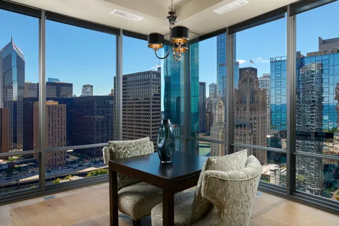 $1,000,000 | 240 East Illinois Street, Unit 3001, Chicago, IL 60611