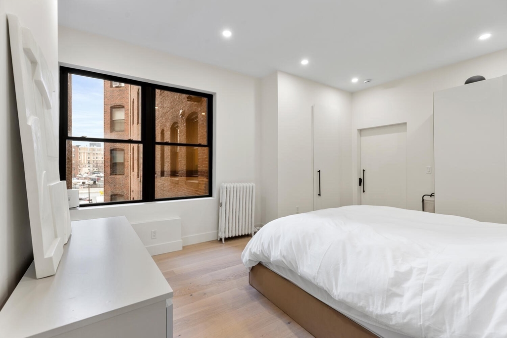 382 Commonwealth Avenue, Unit 24 Boston, MA 02215 - Photo 18 of 32