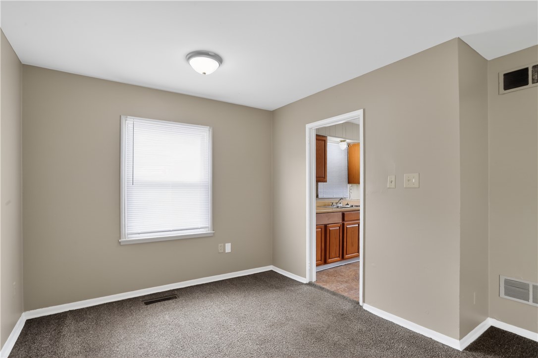 2217 South Hadley Road Springfield, OH 45505 - Photo 27 of 34