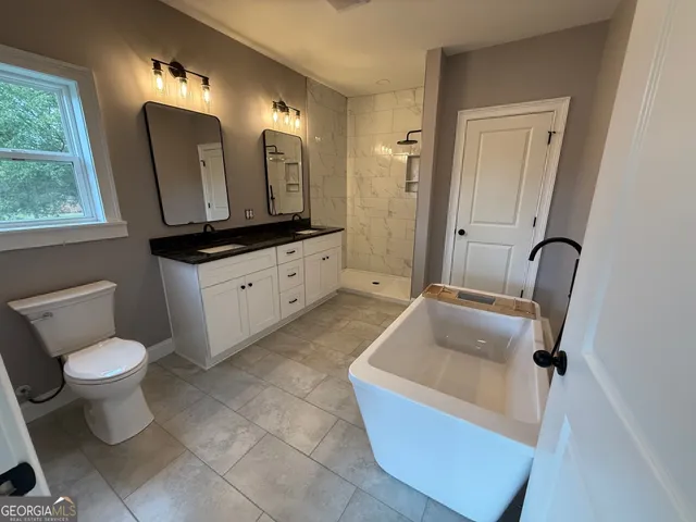 $449,500 | 28 Beverly Lane, Thomaston, GA 30286