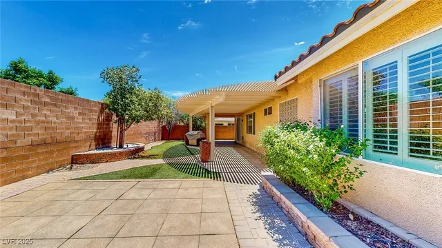 $719,000 | 9052 Creed Mountain Place, Las Vegas, NV 89178