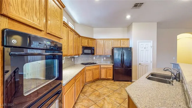 $719,000 | 9052 Creed Mountain Place, Las Vegas, NV 89178