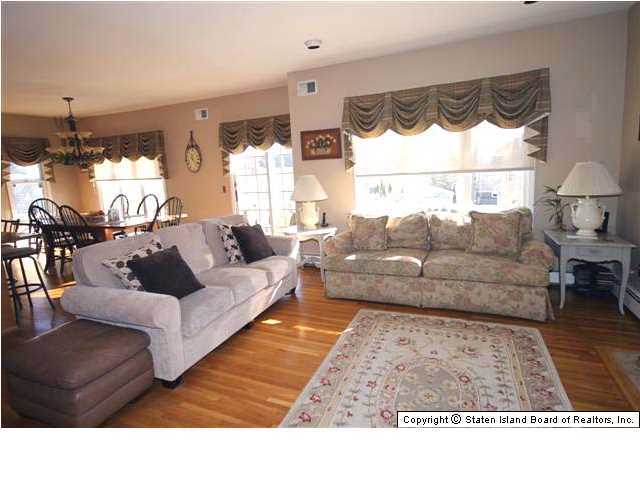 55 Dalemere Road Staten Island, NY 10304 - Photo 9 of 19 Additional Photo