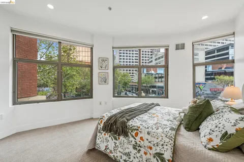 $999,000 | 438 West Grand Avenue, Unit 420, Oakland, CA 94612