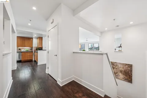 $999,000 | 438 West Grand Avenue, Unit 420, Oakland, CA 94612