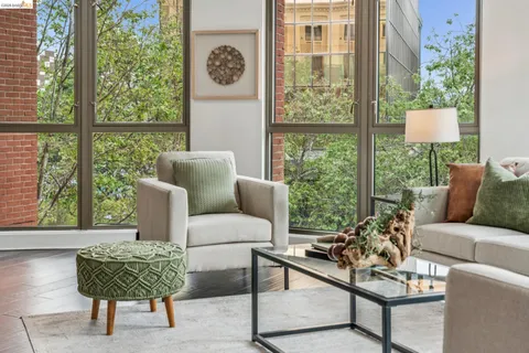 $999,000 | 438 West Grand Avenue, Unit 420, Oakland, CA 94612