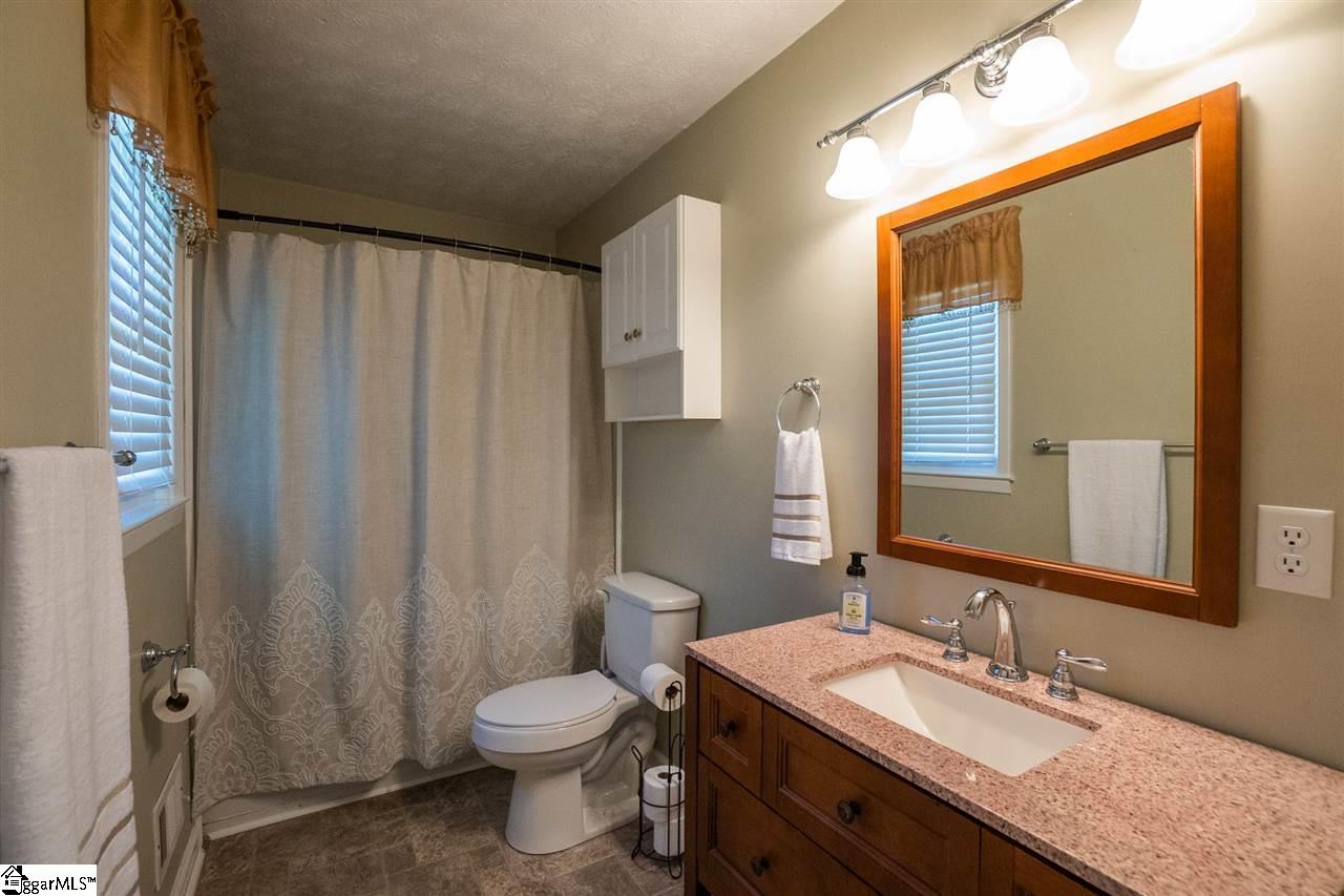 4442 Old Easley Bridge Road Easley, SC 29642 - Photo 22 of 28 Gallery Image 22