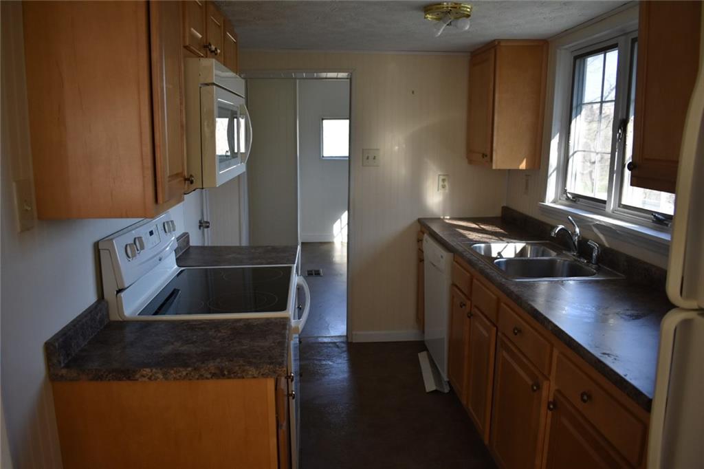 474 Myers Road Eighty Four, PA 15330 - Photo 11 of 20