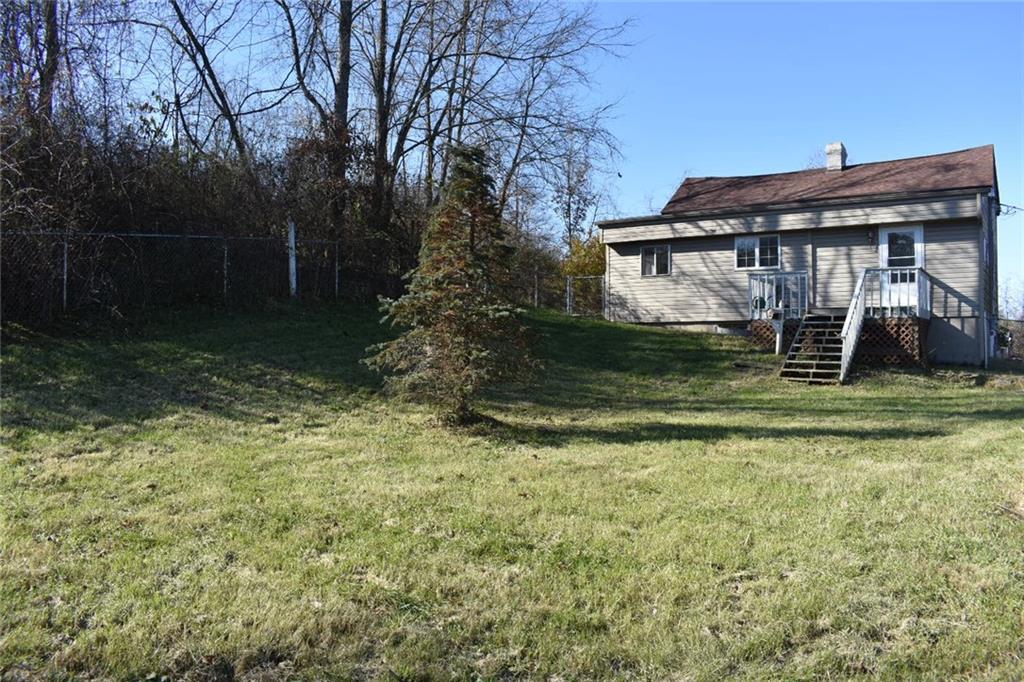 474 Myers Road Eighty Four, PA 15330 - Photo 4 of 20