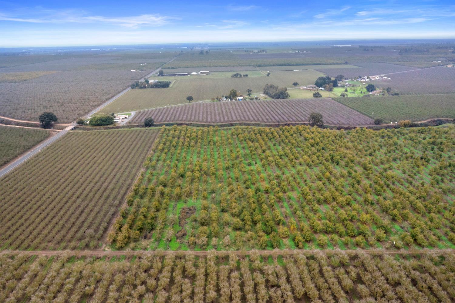 5913 South Van Allen Road Stockton, CA 95215 - Photo 8 of 12 a view of a city