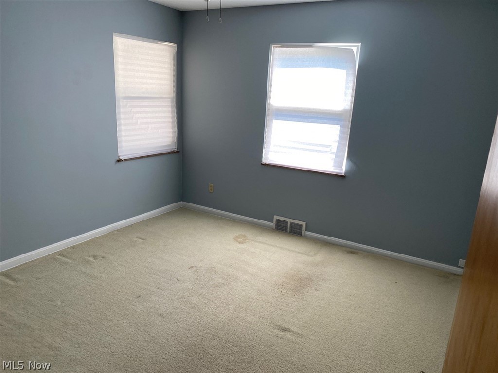 6430 Columbia Road Olmsted Falls, OH 44138 - Photo 9 of 40