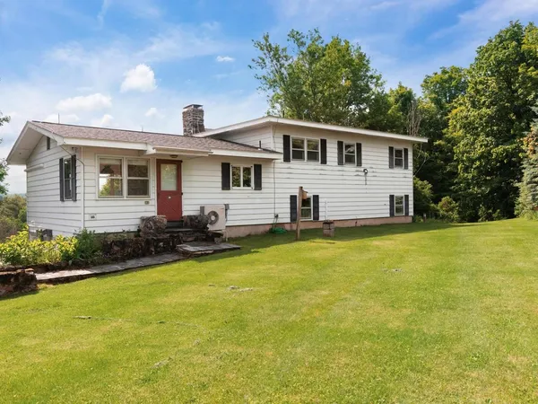 $600,000 | 459 Carpenter Road, Charlotte, VT 05445
