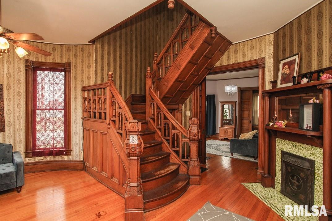 503 North Kickapoo Street Lincoln, IL 62656 - Photo 5 of 37 Gallery Image 5