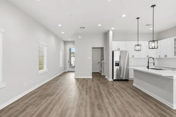 $2,499 | 412 Stonework Landing Lane, Houston, TX 77076