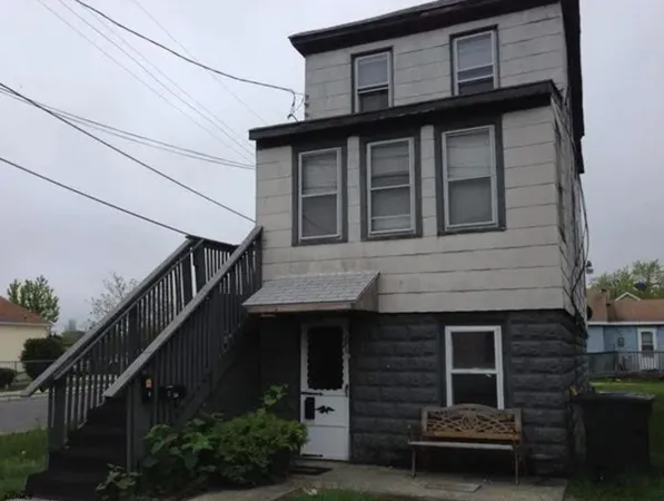 $400,000 | 127 West Edgewater Avenue, Pleasantville, NJ 08232