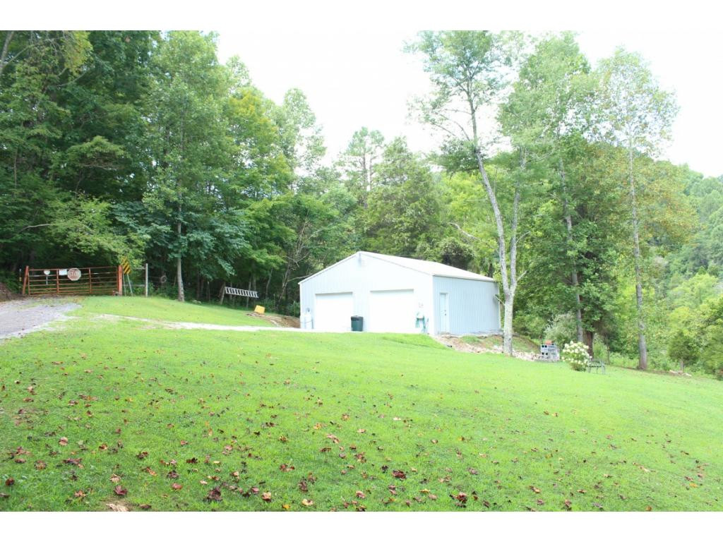 293 Bright Road Church Hill, TN 37642 - Photo 10 of 36 HeatedInsulated garage