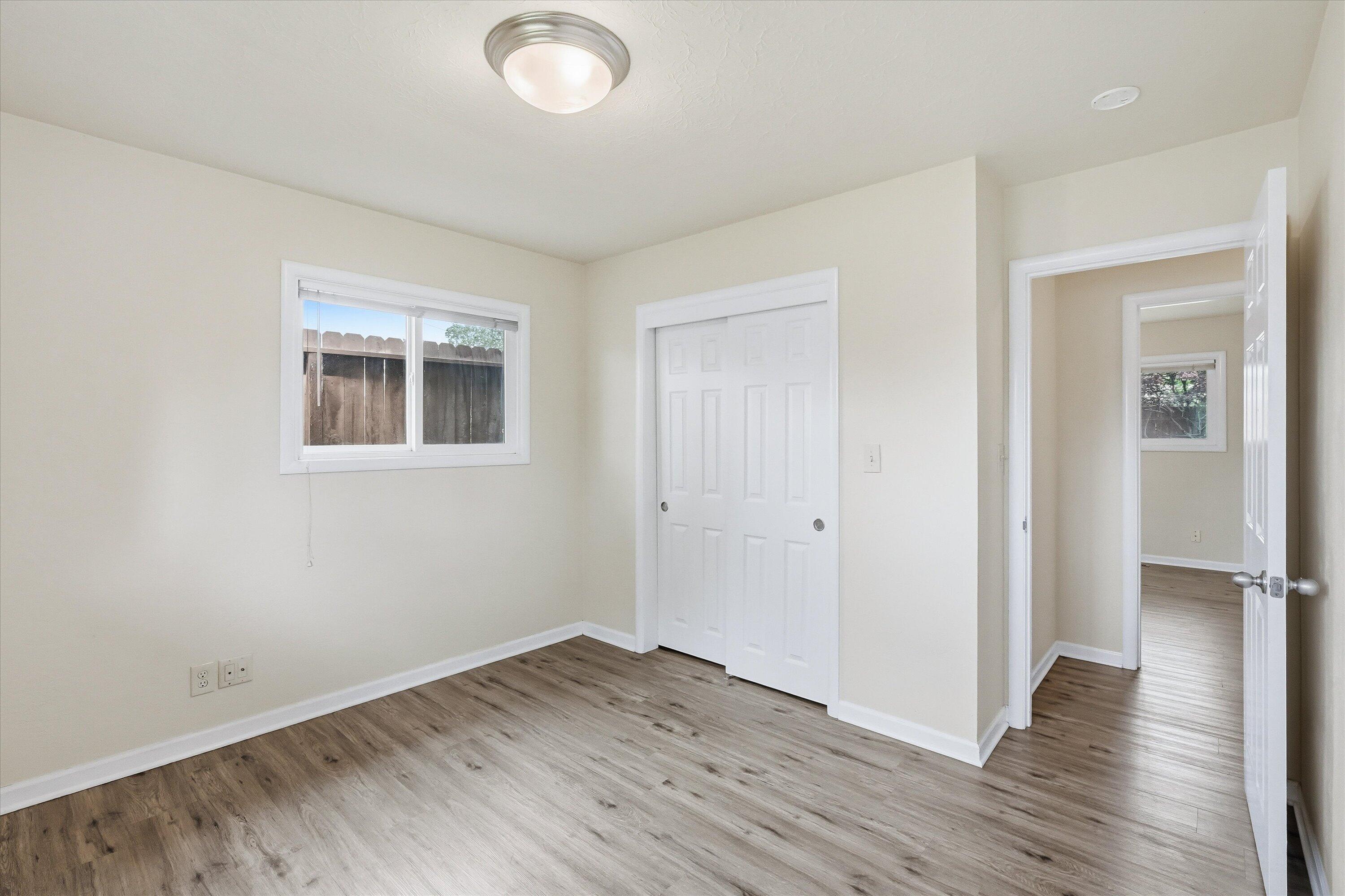 689 South Modoc Avenue Medford, OR 97504 - Photo 25 of 47 Bedroom #2
