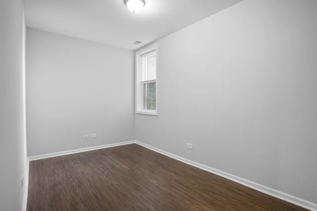 $2,350 | 7722 North Ashland Avenue, Unit H2, Chicago, IL 60626