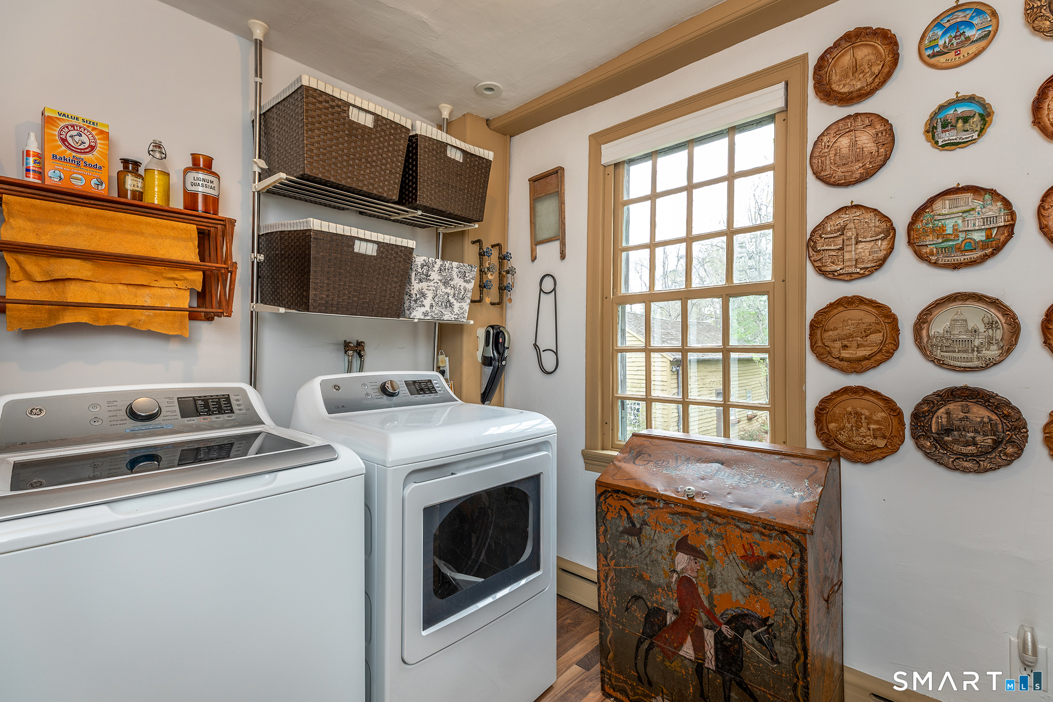 30 Hollow Road Woodbury, CT 06798 - Photo 30 of 40 a utility room with dryer and washer