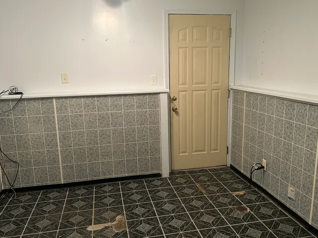 $334,800 | 699 Darlington Lane, Crystal Lake, IL 60014