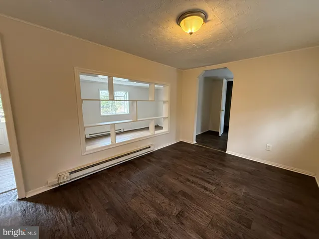 $1,795 | 10612 Opal Lane, Fredericksburg, VA 22408