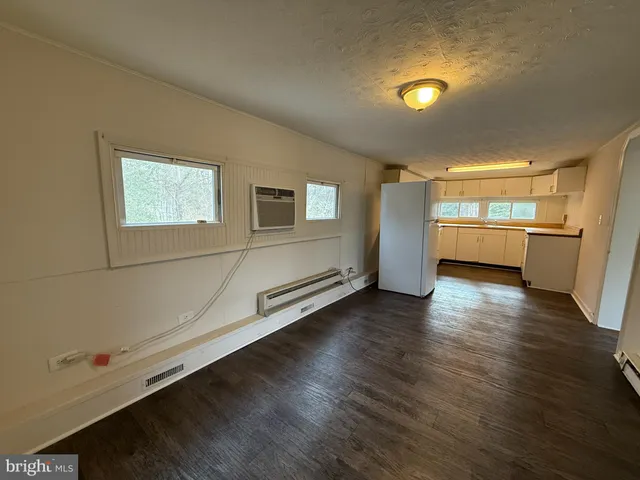 $1,795 | 10612 Opal Lane, Fredericksburg, VA 22408