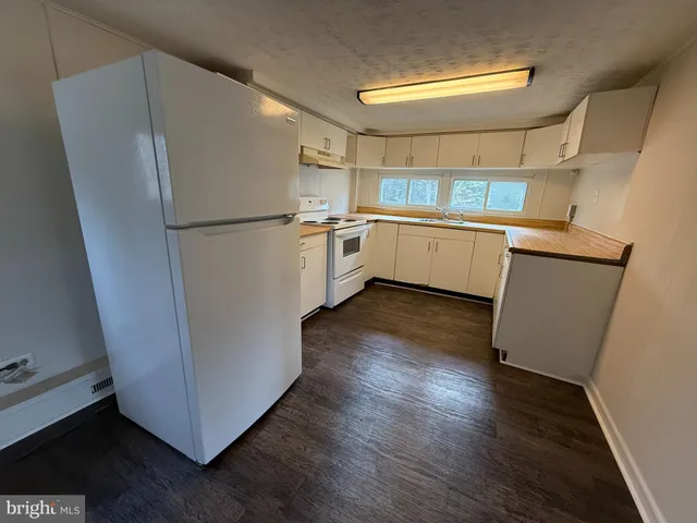 $1,795 | 10612 Opal Lane, Fredericksburg, VA 22408