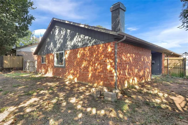 $365,000 | 3209 Misty Court, Bedford, TX 76021