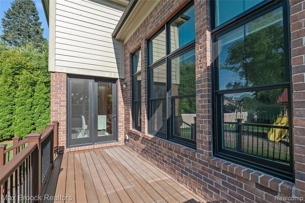 1180 Manchester Road Birmingham, MI 48009 - Photo 40 of 45