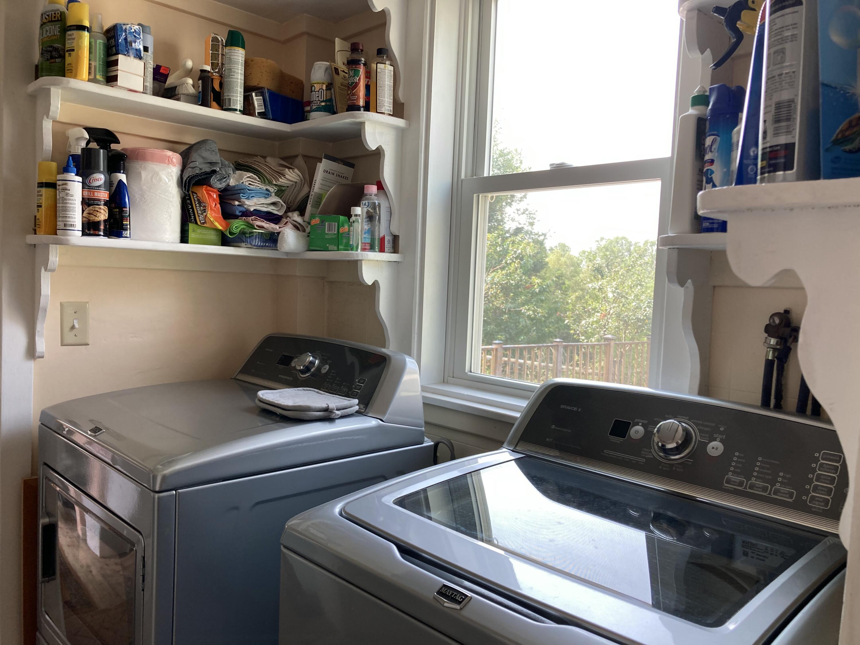462 Kansas Road Milbridge, ME 04658 - Photo 25 of 63 Laundry room off kitchen.