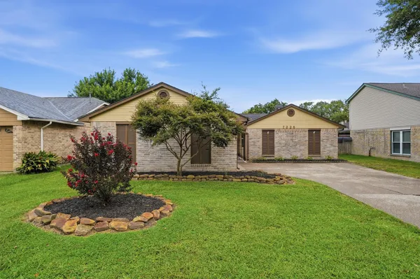 $1,795 | 7226 Thicket Trail Drive, Humble, TX 77346