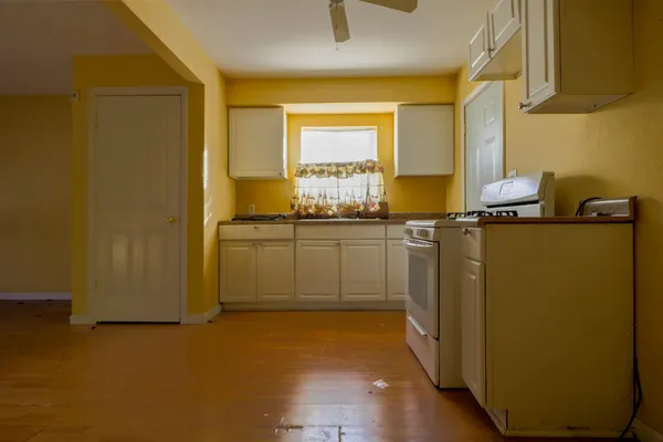$94,900 | 5725 North 60th Street, Milwaukee, WI 53218