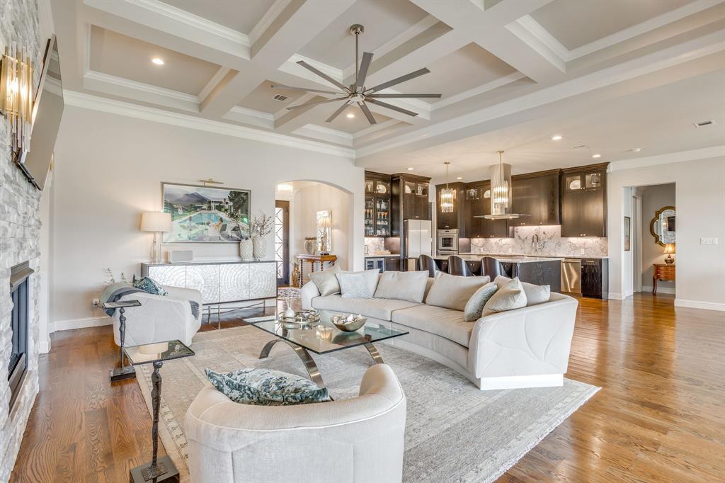 6343 Weatherby Road Granbury, TX 76049 - Photo 9 of 40 Gallery Image 9