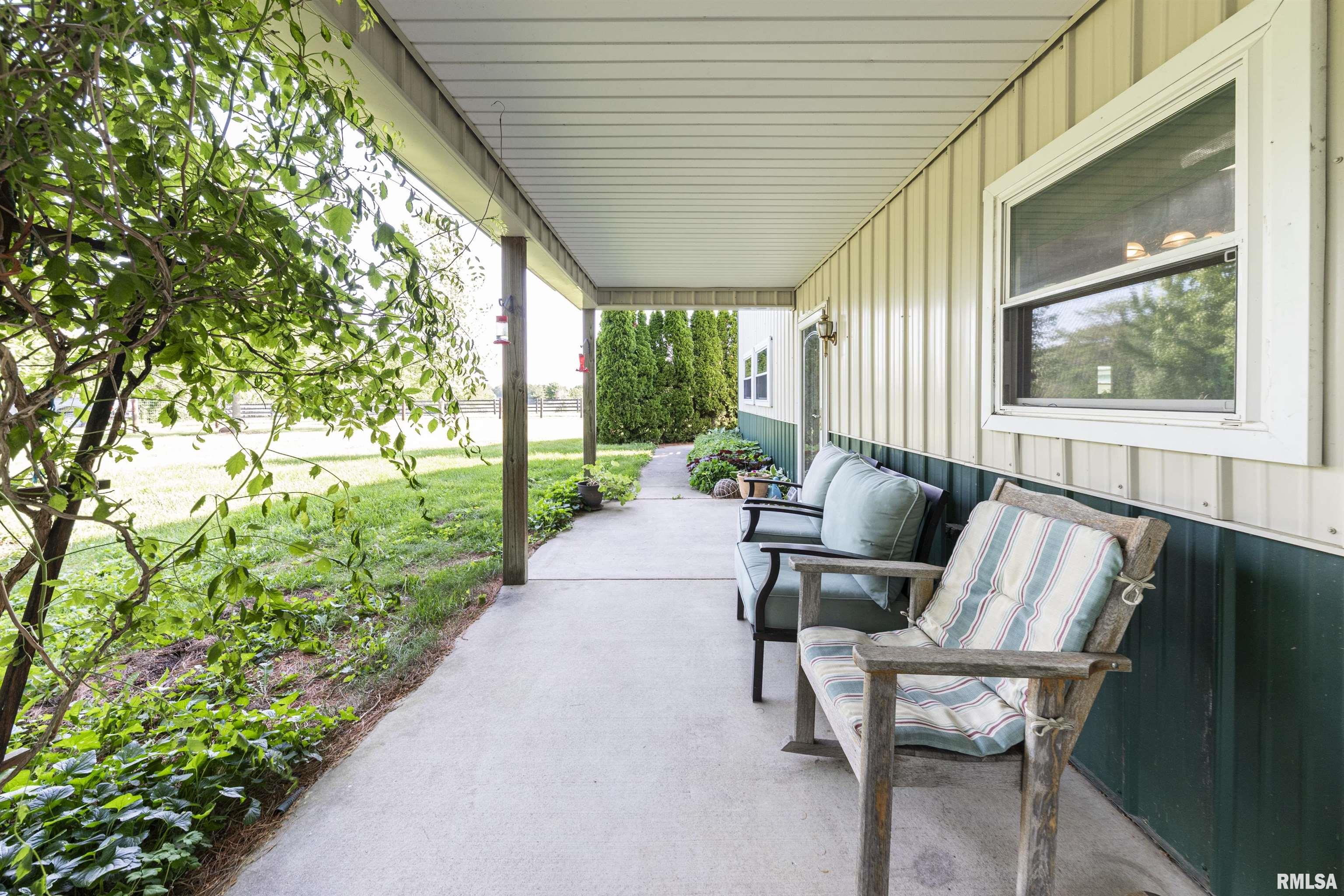 15920 Apricot Road Wapella, IL 61777 - Photo 43 of 66
