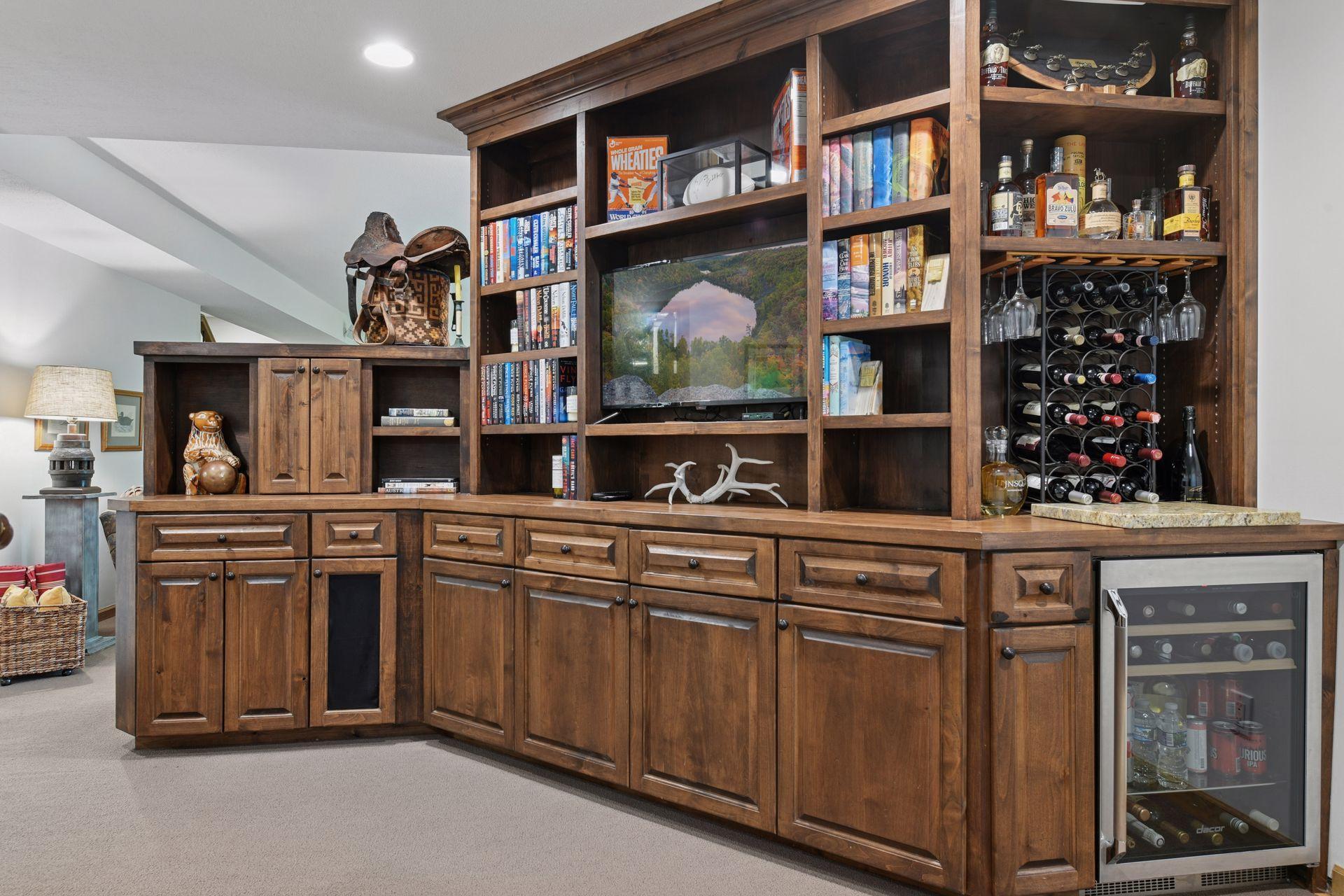 2115 Springwood Road Wayzata, MN 55391 - Photo 30 of 45 Gallery Image 30