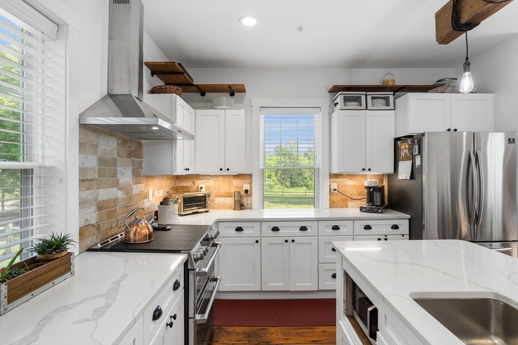 166 Littleton Road, Unit 3 Harvard, MA 01451 - Photo 5 of 42 Gallery Image 5