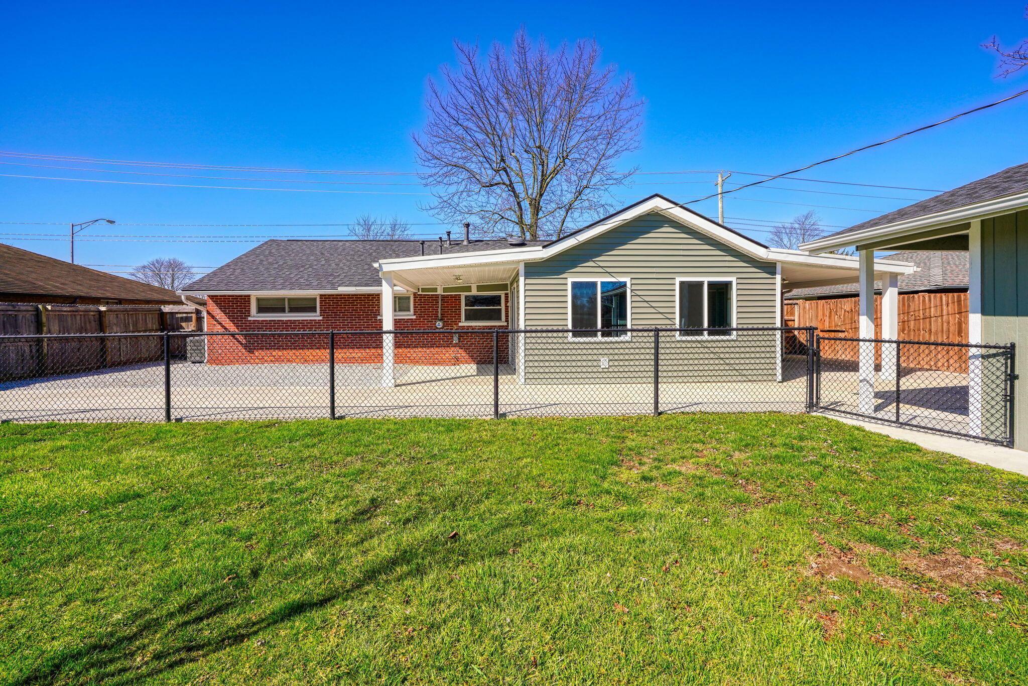 932 Demorest Road Columbus, OH 43204 - Photo 31 of 44 Back View