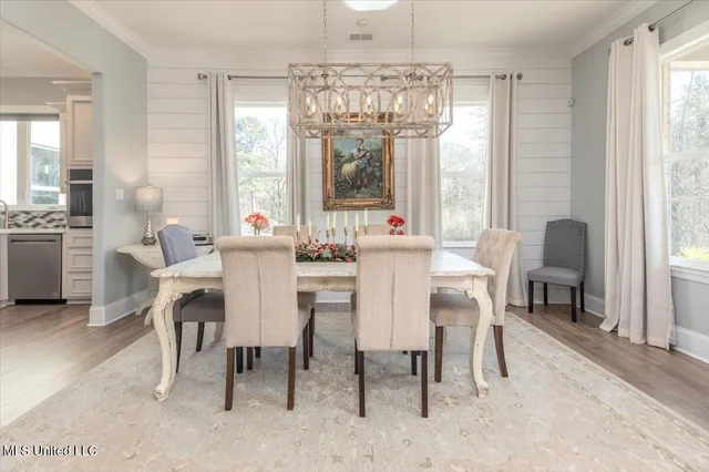 $675,000 | 11992 Hidden Acrs Drive, Byhalia, MS 38611