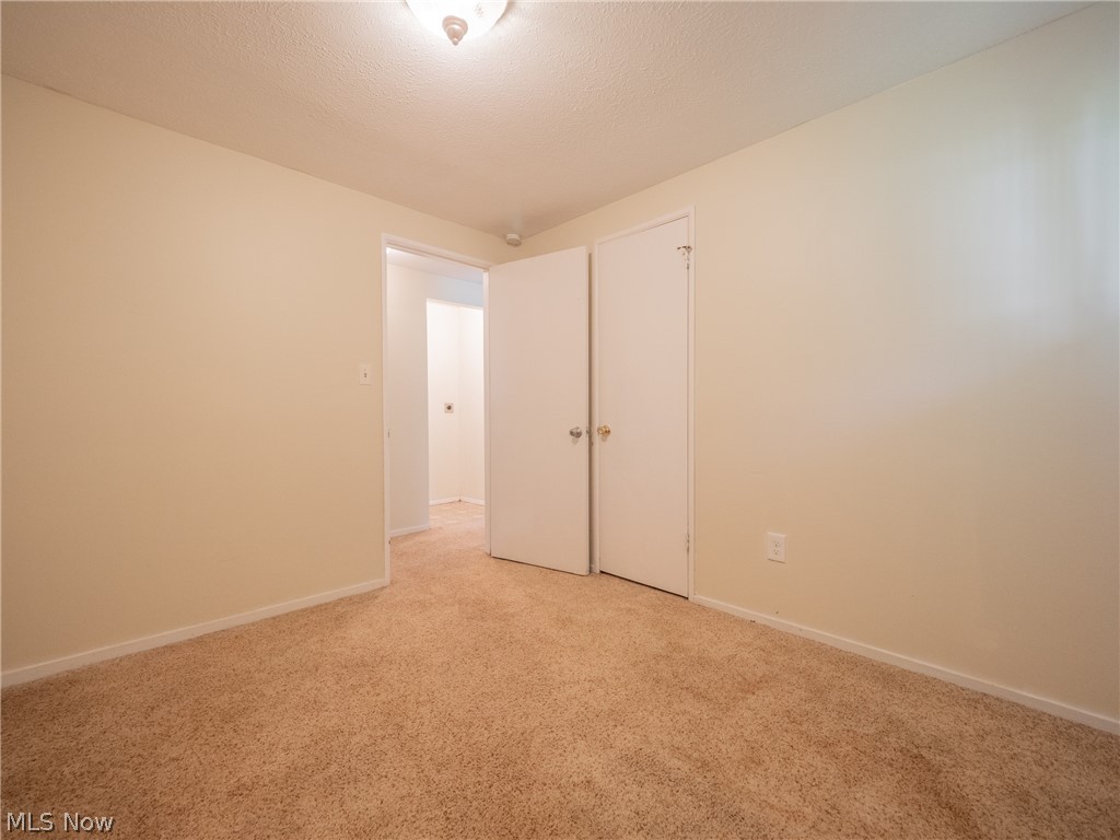 21268 Sheldon Road Brook Park, OH 44142 - Photo 20 of 35