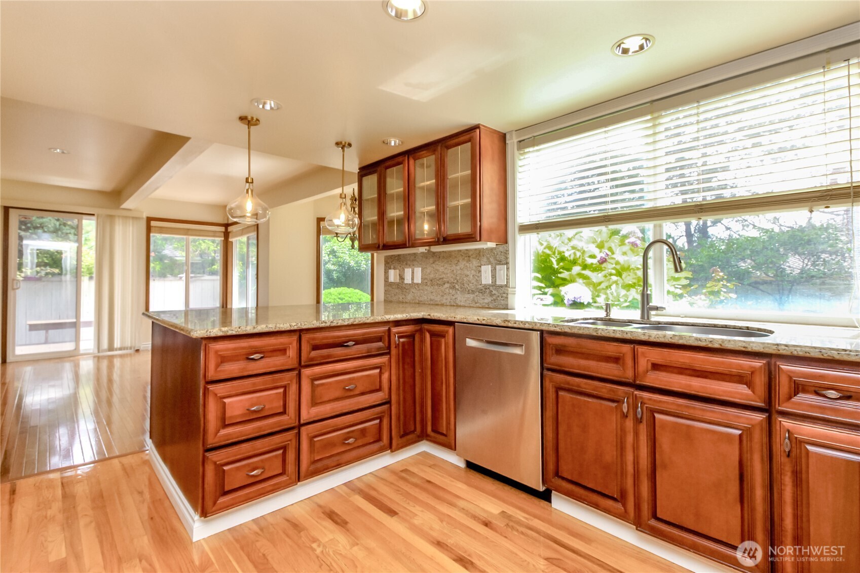 33615 7th Place Southwest Federal Way, WA 98023 - Photo 15 of 40
