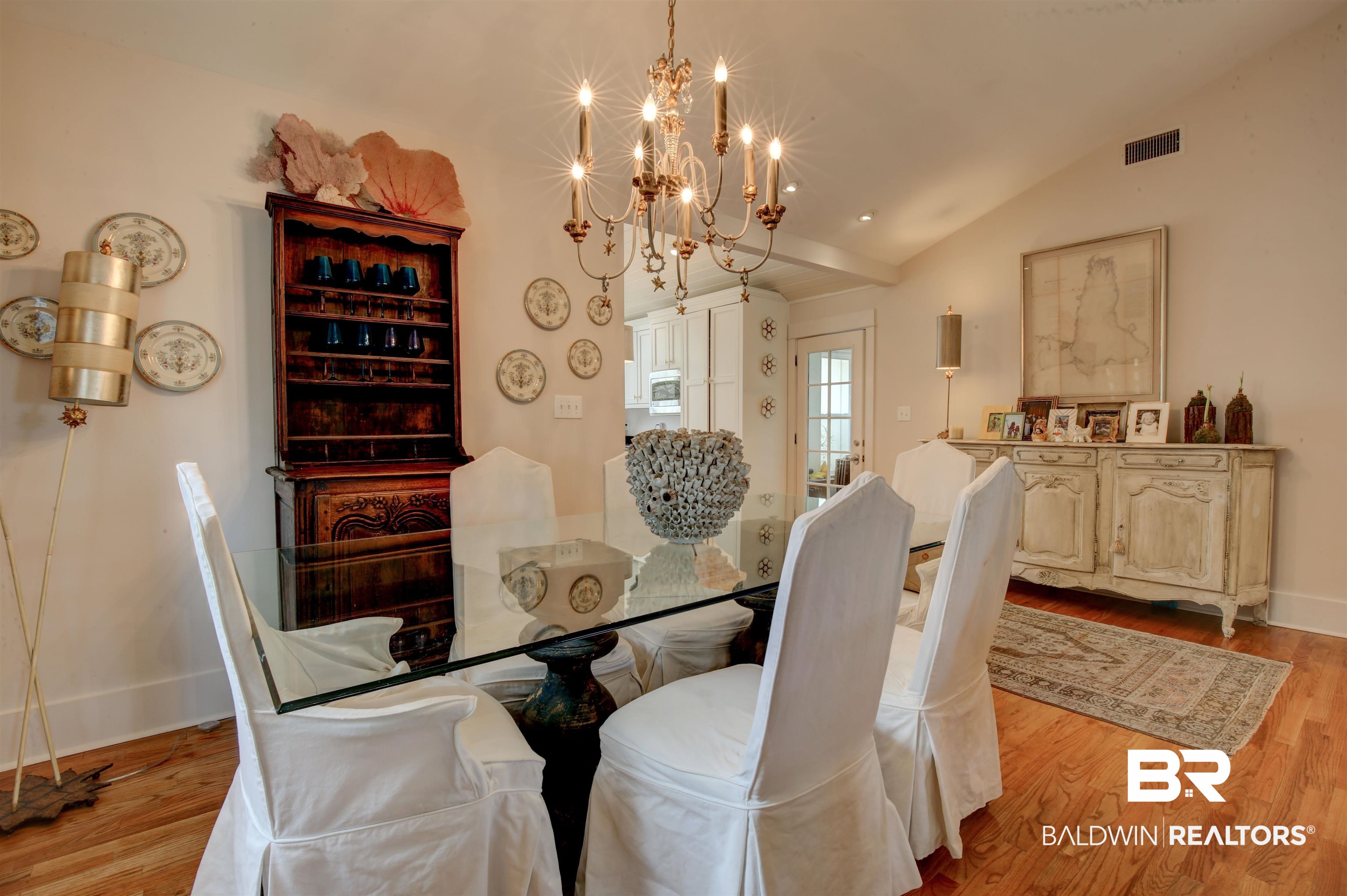206 Pier Avenue Fairhope, AL 36532 - Photo 9 of 26 Dining Room