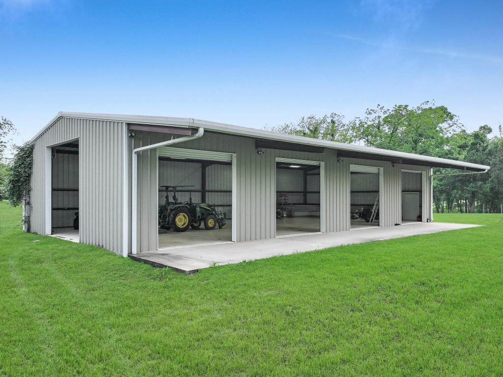 1771 Wilpitz Road Brookshire, TX 77423 - Photo 37 of 50 front view of a house with a yard