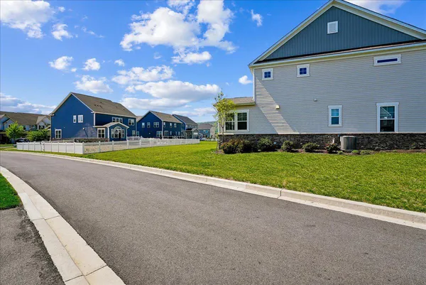 $3,250 | 1303 Potomac View Parkway, Brunswick, MD 21716