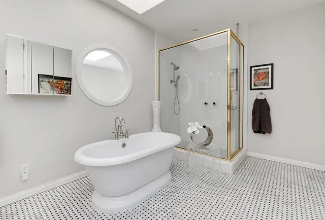 $1,475,000 | 7487 Via De Fortuna, Carlsbad, CA 92009