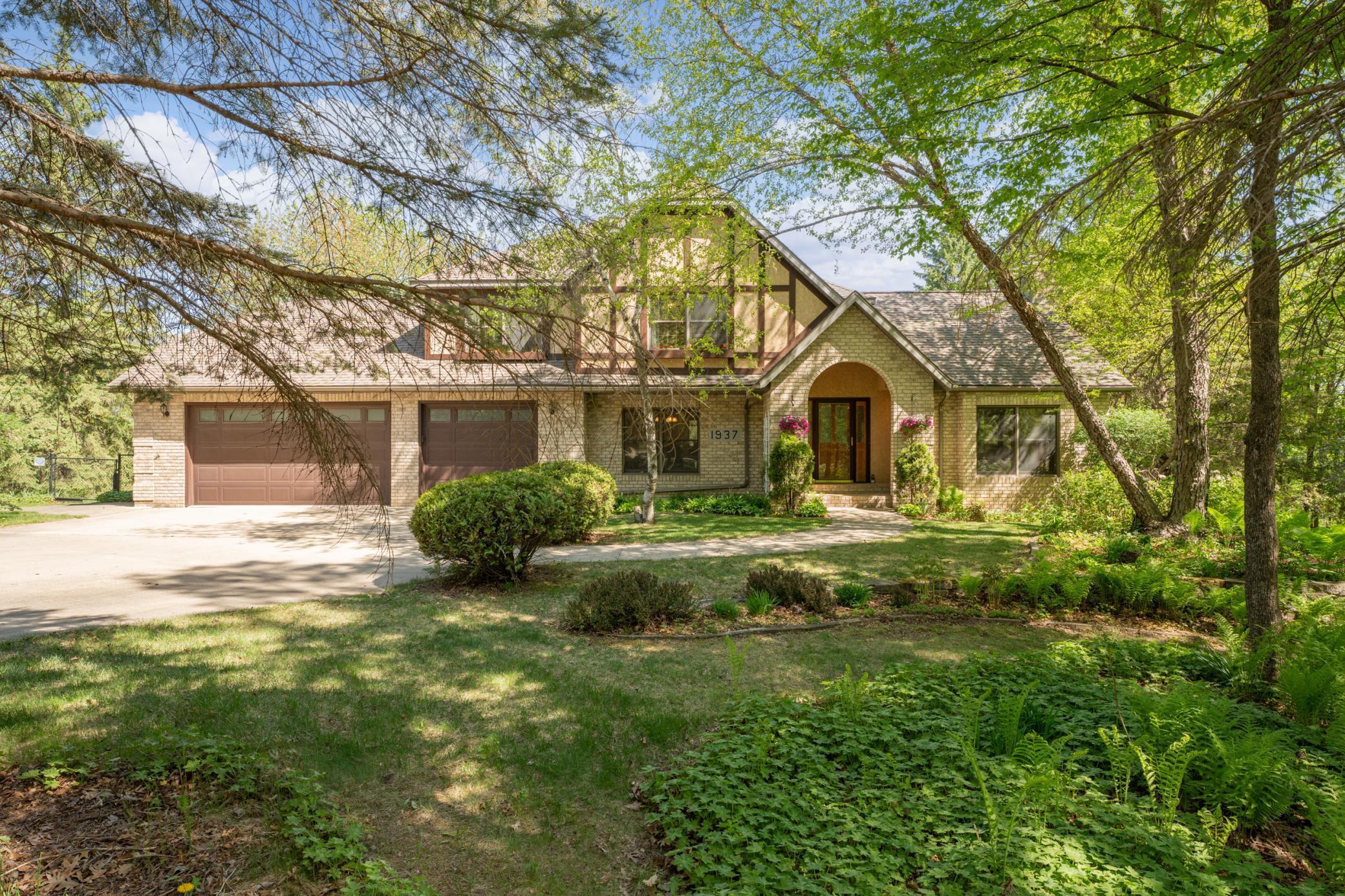 1937 Sagewood Court Northwest Rochester, MN 55901 - Photo 2 of 10
