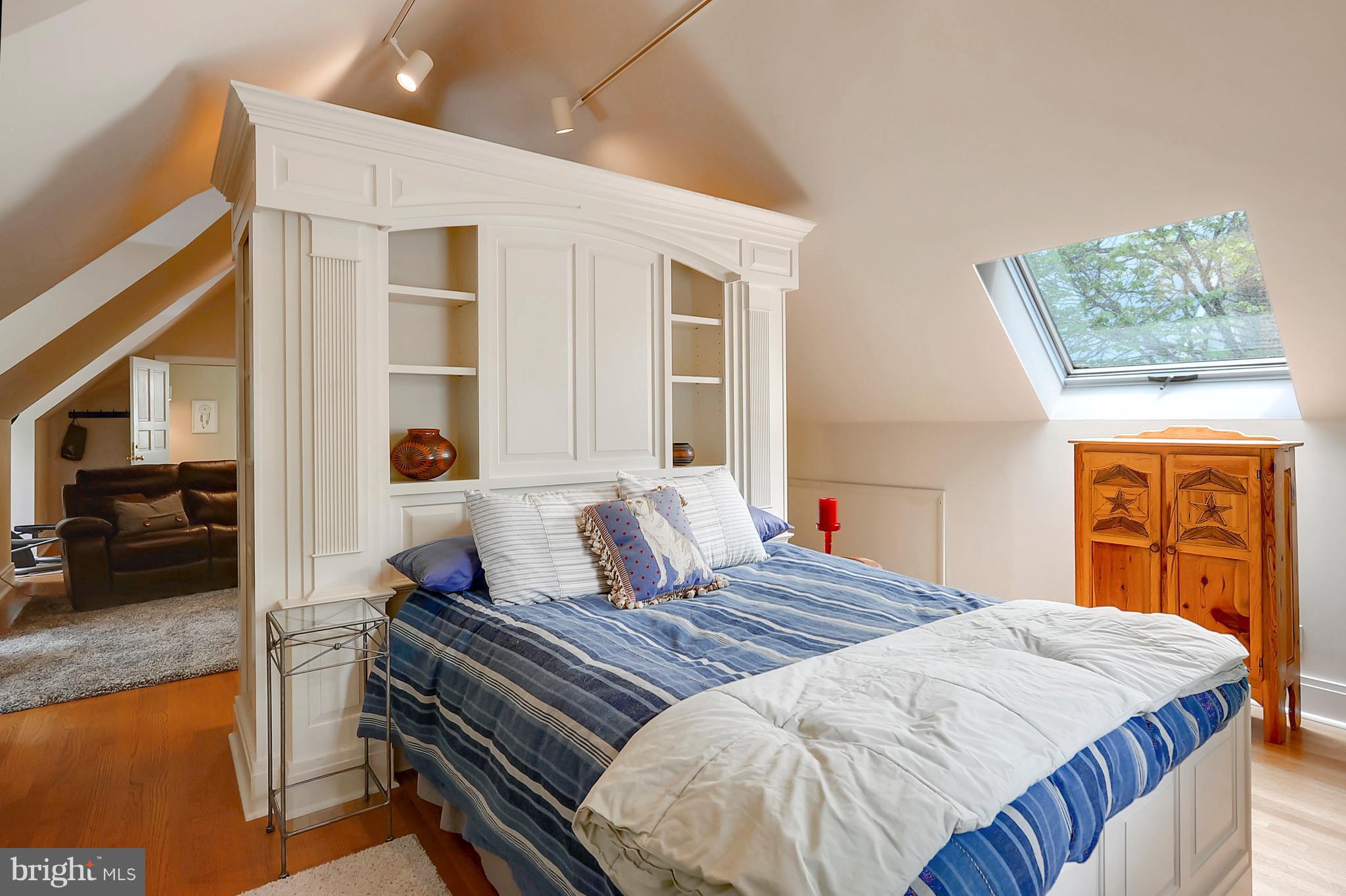 700 Seagull Beach Road Prince Frederick, MD 20678 - Photo 27 of 30 a bedroom with a bed and a large window