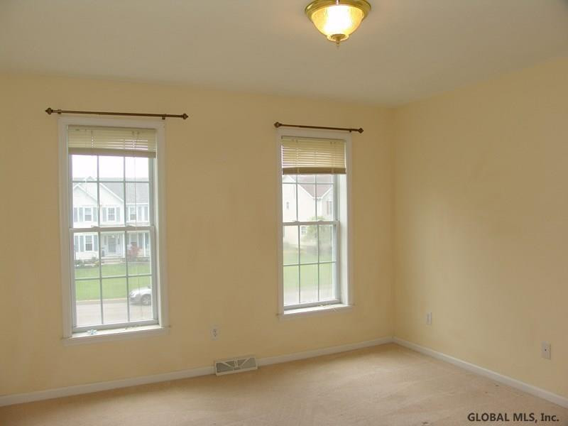 6 Montery Road Schenectady, NY 12303 - Photo 16 of 25 Photo 16