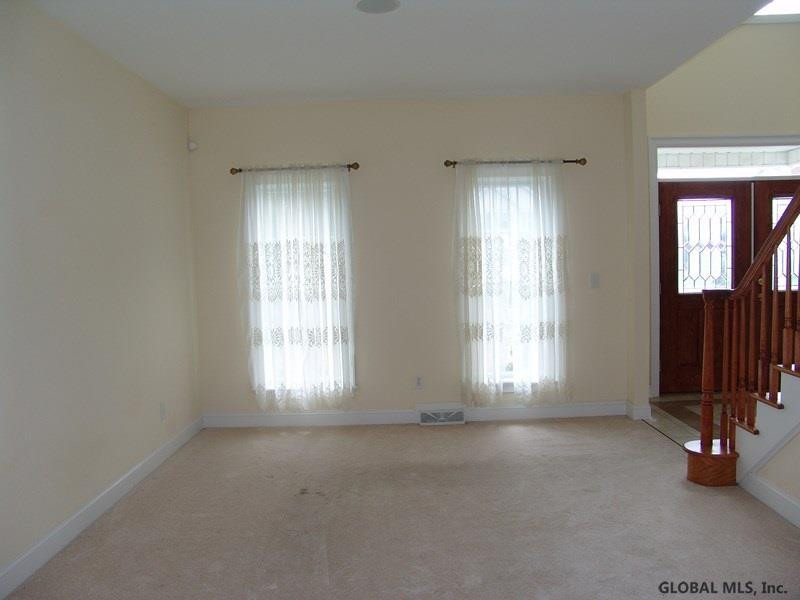 6 Montery Road Schenectady, NY 12303 - Photo 8 of 25 Photo 8