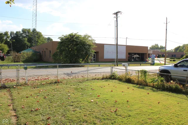 $159,900 | 3902 West Mooresville Road, Indianapolis, IN 46221