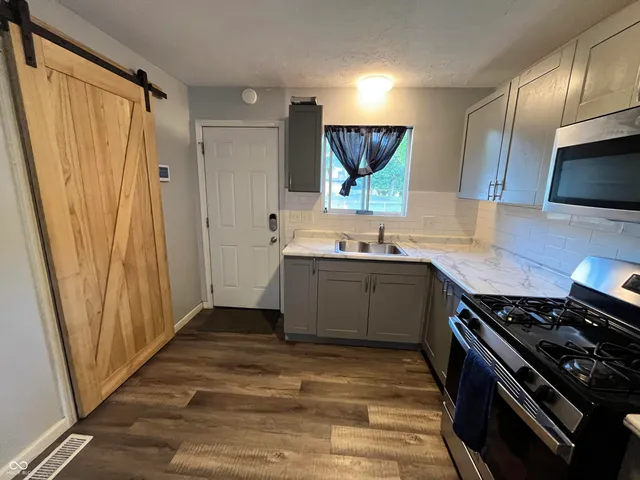 $159,900 | 3902 West Mooresville Road, Indianapolis, IN 46221